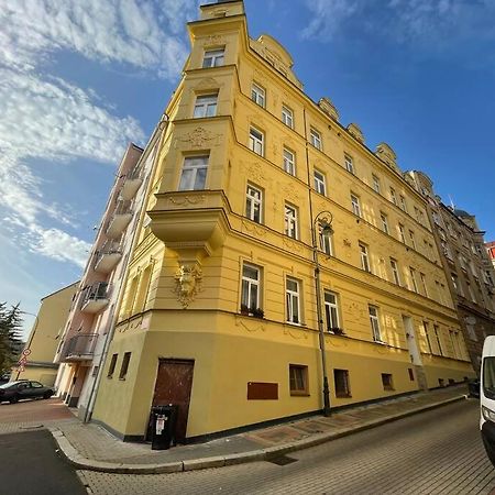Francis Apartment - Lazenske Centrum Карлови Вари Екстериор снимка