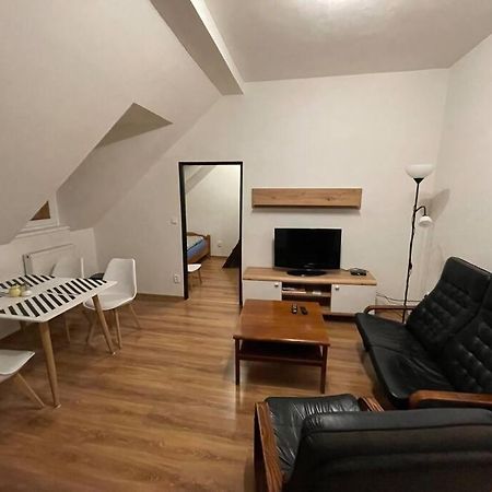 Francis Apartment - Lazenske Centrum Карлови Вари Екстериор снимка